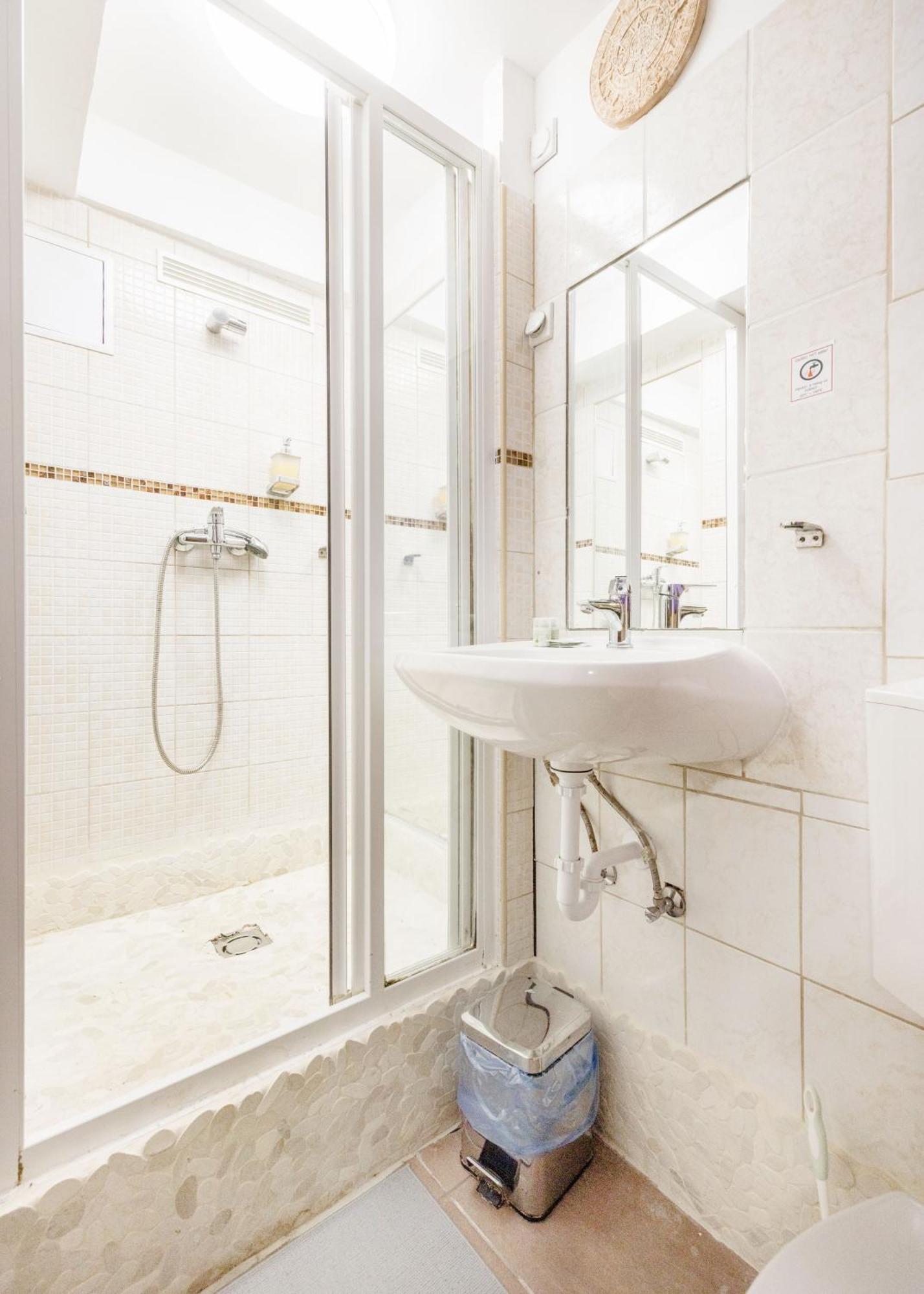 Apartment Gul Baba Saray